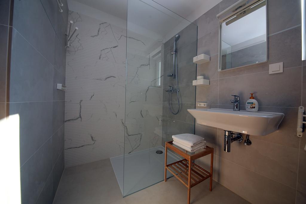 Drance 16 Apartments Selce Exteriör bild